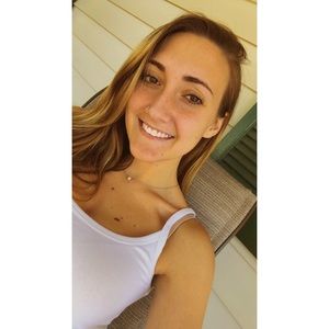 Meet your Posher, Marissa